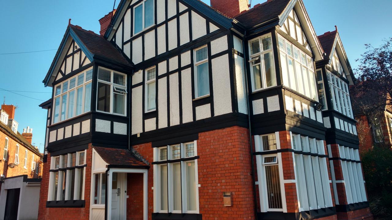 Queen Victoria Hotel Wolverhampton Exterior foto
